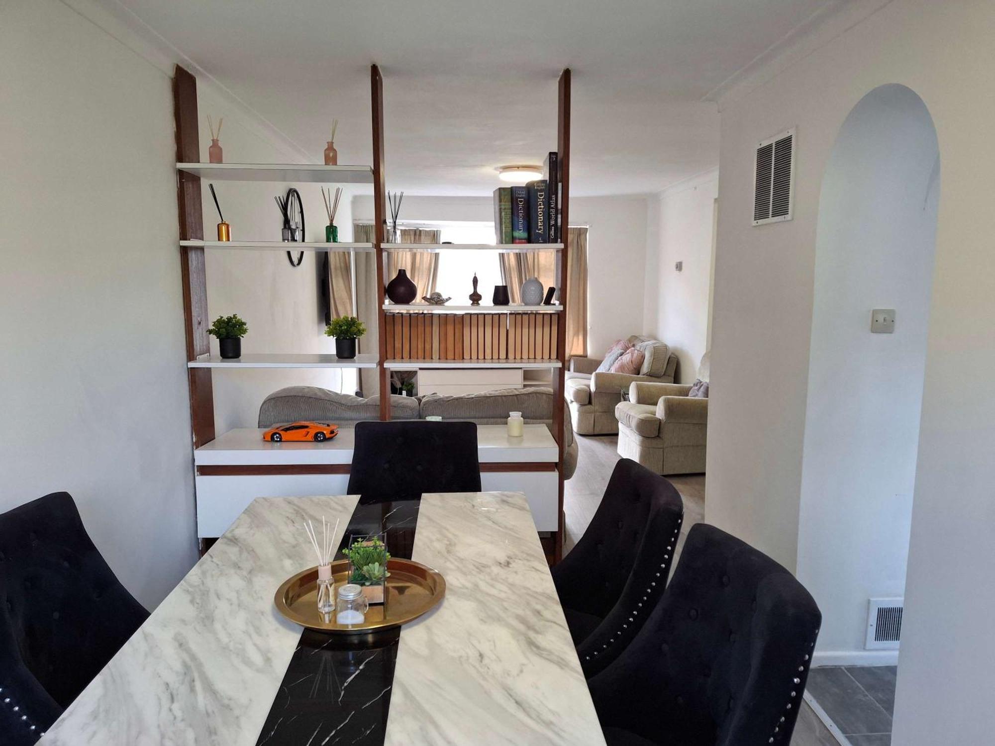 Nicely Decorated 3 Bedroom House Near Heathrow, London Staines-upon-Thames Zewnętrze zdjęcie